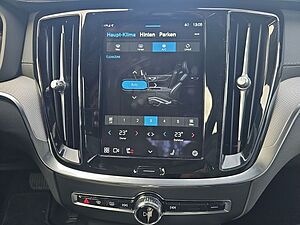 Volvo  Lim B5 AWD Mild-Hybrid Ultimate Dark 360°