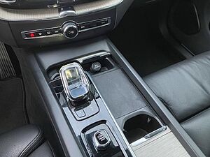 Volvo  T8 AWD INSCRIPTION CONNECT EDITION HUD