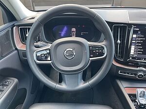 Volvo  T8 AWD Rech Ultimate Bright LUFT MASSAGE