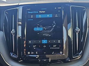 Volvo  T8 AWD Recharge RDesign NAVI PANO LED