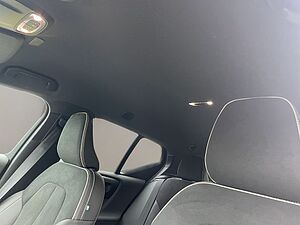 Volvo  T5 Recharge R-Design NAVI STANDH.19LM LED