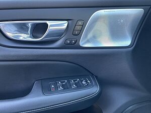 Volvo  T8 RECHARGE INSCRIPTION AHK PANO 360°