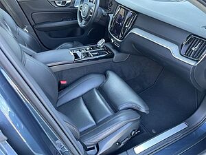 Volvo  T8 RECHARGE INSCRIPTION AHK PANO 360°