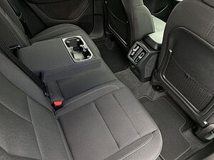 Volvo  T2 Momentum Pro LED 18LM NAVI SITZH. KAMERA