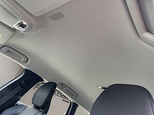 Volvo  B4 Momentum Pro AHK NAVI LED 18LM ACC TEMPOM