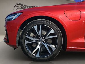 Volvo  T8 AWD Recharge R Design AHK LED SITZKOMFORT