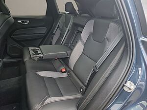 Volvo  B5  AWD Ultimate Dark AHK NAVI 360° STANDH