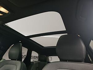 Volvo  B5  AWD Ultimate Dark AHK NAVI 360° STANDH
