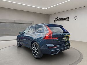 Volvo  B5  AWD Ultimate Dark AHK NAVI 360° STANDH