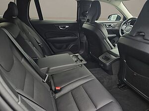 Volvo  B4 D Plus Dark ACC Navi Harman Kardon LED