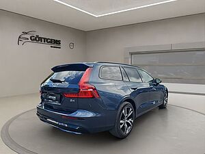 Volvo  B4 D Plus Dark ACC Navi Harman Kardon LED