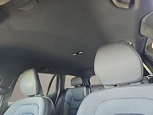 Volvo  B4 Plus Dark AHK LED NAVI GOOGLE H&K 18LM