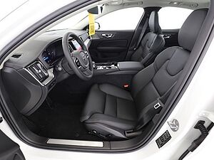Volvo  Rech Ultimate T8 AWD PANO LED 360°19LM NAVI