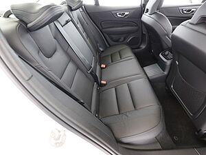 Volvo  Rech Ultimate T8 AWD PANO LED 360°19LM NAVI