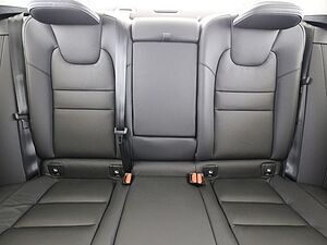 Volvo  Rech Ultimate T8 AWD PANO LED 360°19LM NAVI