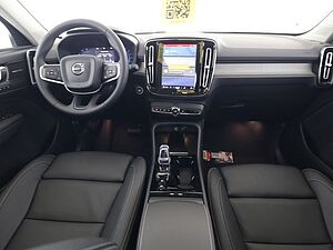 Volvo  B3 Plus Dark Mild HY. PANO 360° 20LM LED