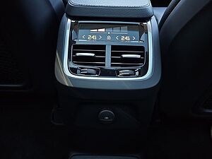 Volvo  T8 AWD RECH. INSCRIPTION 7S NAVI HUD