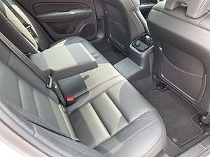 Volvo  Rech Ultimate T8 AWD PANO LED 360°19LM NAVI