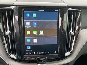 Volvo  B4 Plus Dark AHK NAVI LM21 LED LEDER el
