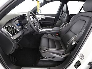 Volvo  Rech. Ultimate T8 AWD Dark 7SITZ PANO 360°