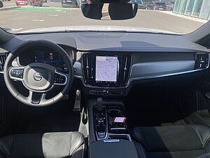 Volvo  T8 RECHARGE AWD R-DESIGN PANO NAVI KAMERA