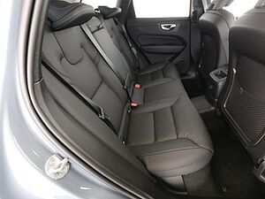 Volvo  60 T8 Recharge Ultimate Dark AWD 360° 21LM