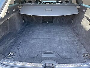 Volvo  B5  AWD Ultimate Dark LED PANO AHK H&K
