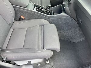 Volvo  Core Recharge Pure Electric LED 19LM GJR