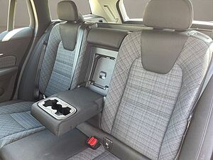 Volvo  B3 Core AHK NAVI LED KAMERA PDC LED LM