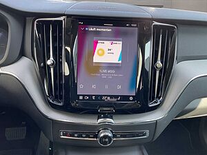 Volvo  T6 AWD Plug-in Plus Dark NAVI LED 360°