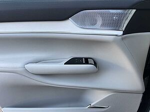 Volvo  Twin Motor AWD Ultra 7SITZ AHK 22LM MASSAGE