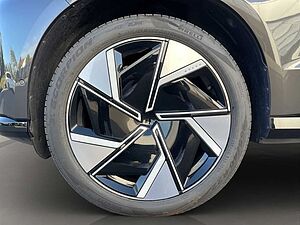 Volvo  Twin Motor AWD Ultra 7SITZ AHK 22LM MASSAGE