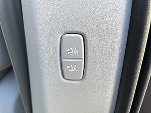Volvo  Twin Motor AWD Ultra 7SITZ AHK 22LM MASSAGE