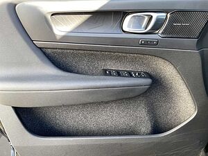 Volvo  T5 Plug-in Plus Dark AHK LED NAVI 19LM