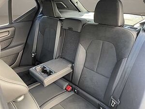 Volvo  T5 Plug-in Plus Dark AHK LED NAVI 19LM