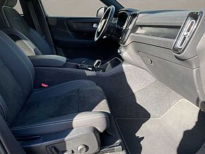 Volvo  T5 Plug-in Plus Dark AHK LED NAVI 19LM