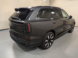 Volvo  Twin Motor AWD Ultra 7SITZ LED PANO 21LM