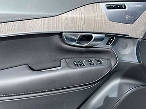 Volvo  B5 AWD Ultimate Bright LUFT MASSAGE PANO B