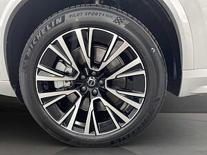 Volvo  T8 AWD Plug-in Plus Dark 7S AHK NAVI