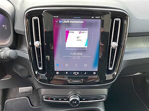 Volvo  Recharge Twin Motor Ultimate AHK LED