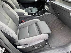 Volvo  Recharge Twin Motor Ultimate AHK LED