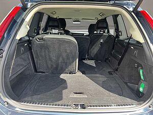 Volvo  T8 AWD Plug-in Core Bright LED NAVI KAMERA