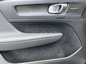 Volvo  Recharge Twin Motor AWD Ultimate AHK 19LM