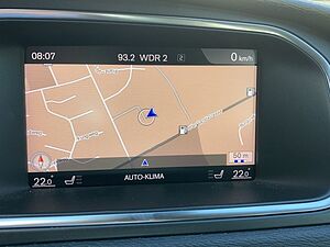 Volvo  T2 KINETIC NAVI KLIMAAUTOMATIK PDC Bluetooth