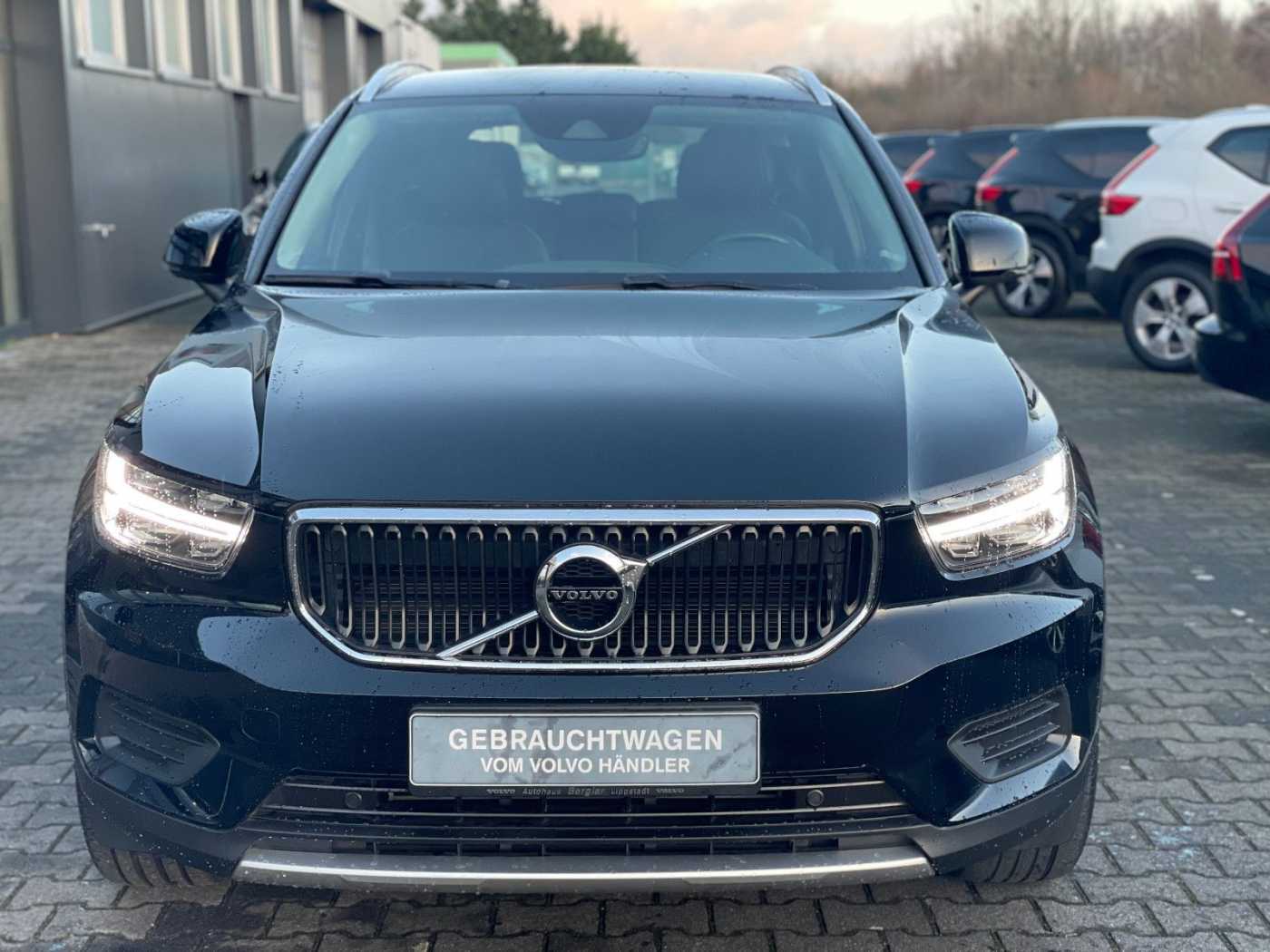 Volvo  T4 Momentum Pro 2WD Navi SHZ LED