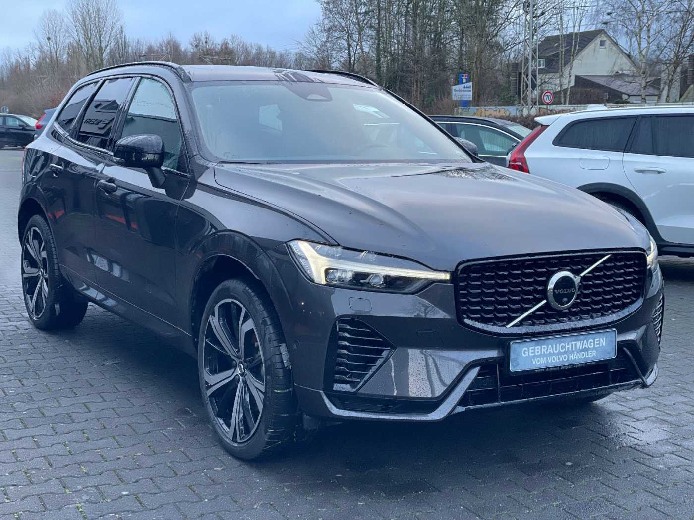 Volvo  T6 R Design  Plug-In Hybrid AWD AHK PANO