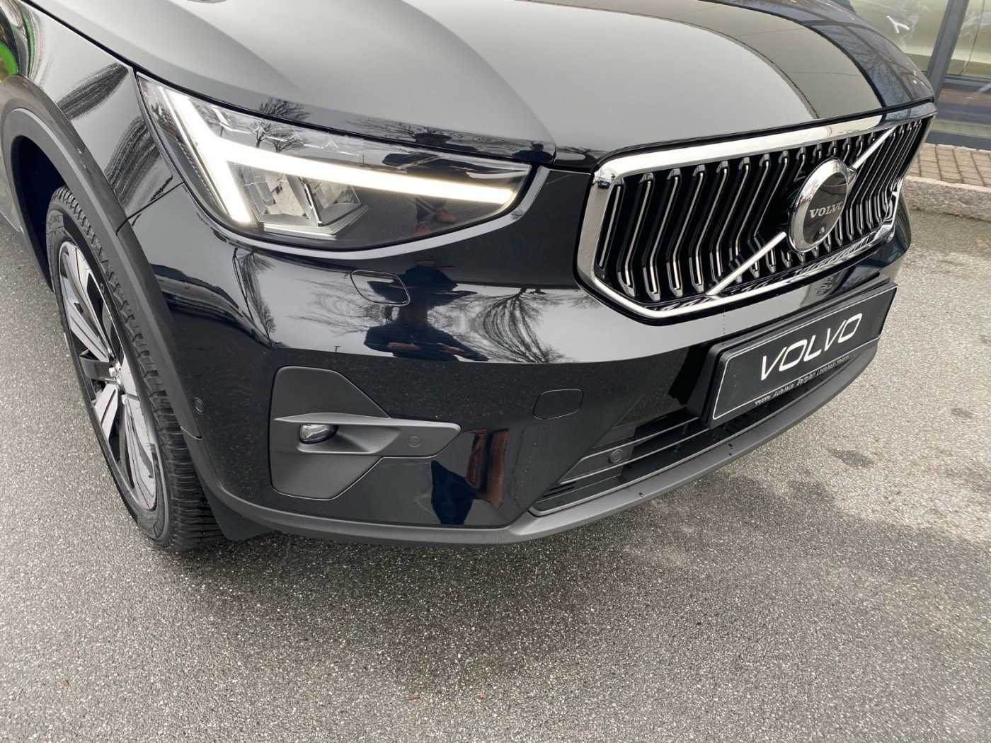 Volvo  T5  Recharge Plug-In Hybrid Ultimate Bright