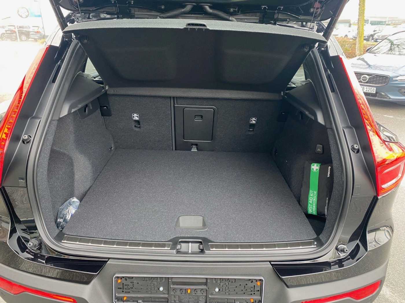 Volvo  T5  Recharge Plug-In Hybrid Ultimate Bright