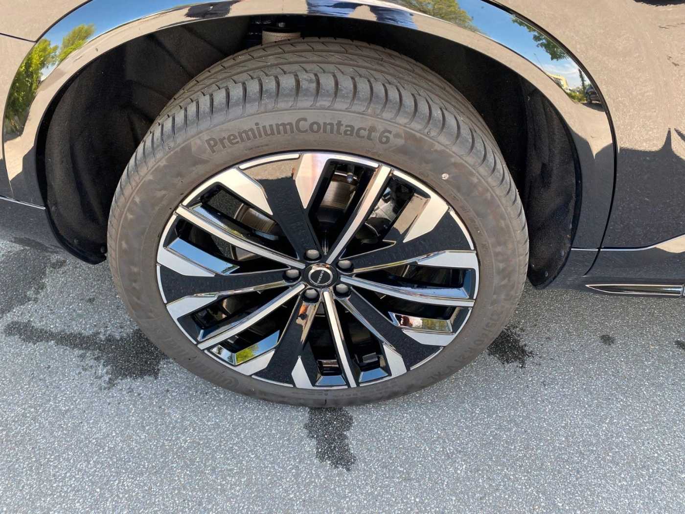 Volvo  Plus Dark T8 Recharge Plug-In Hybrid AWD