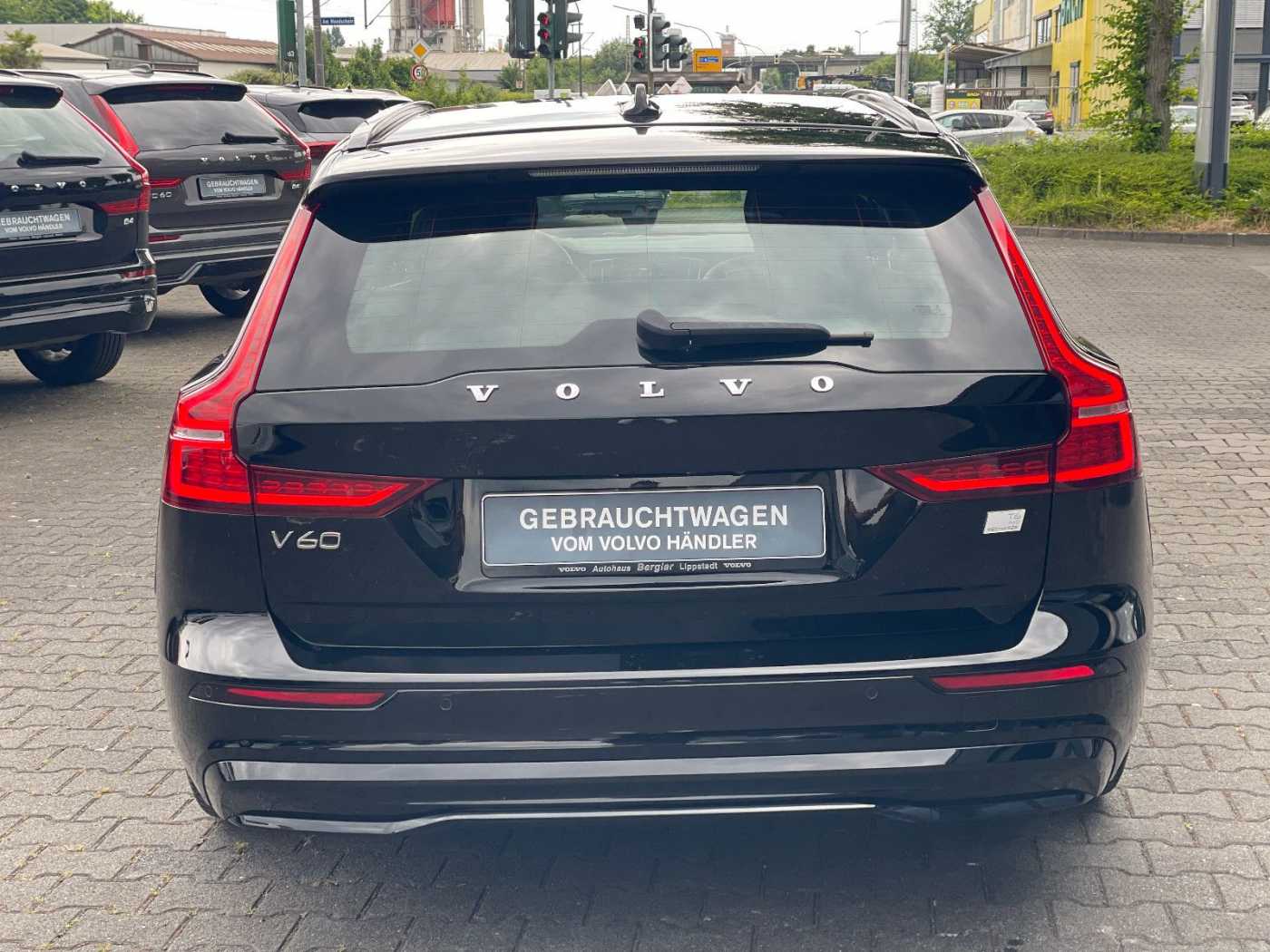 Volvo  T6 Plus Dark AWD AHK Navi SHZ